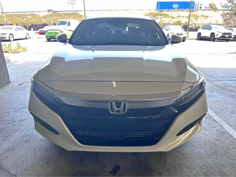 2018 Honda accord - Image 1